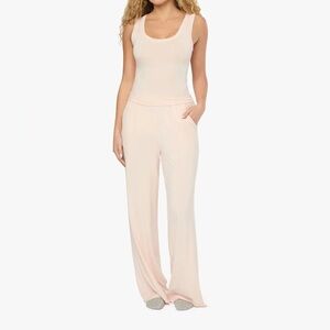 WeWoreWhat Scoop Neck Tank and Wide Leg Pants in Peony Pink SET